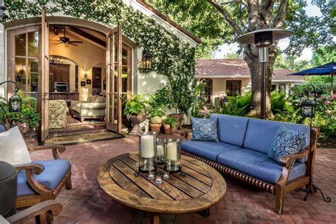 Outdoor Living Spaces Mediterranean Home Design